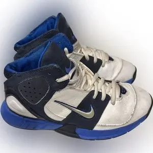Nike Vintage Y2K Air Basketball Shoes sz: 5.5 Leather Basketball Shoe SuperCute! Nike | Shoes | Nike Vintage Y2k Air Basketball Shoes Sz 55  main image 2